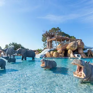 4* Semesteranläggning (resort) Sanguli &